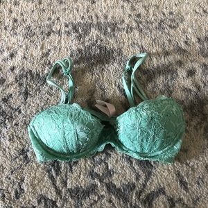 ⭐️Pink Lightly Lined Demi Bra, Turquoise 32B